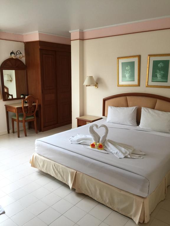 Smile Inn Patong Exterior foto